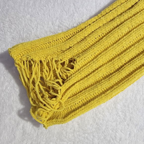 NWT Rehab Lab Bright Yellow Factory Distressed Chenille Loose Knit Sweater Sz L - Picture 6 of 11